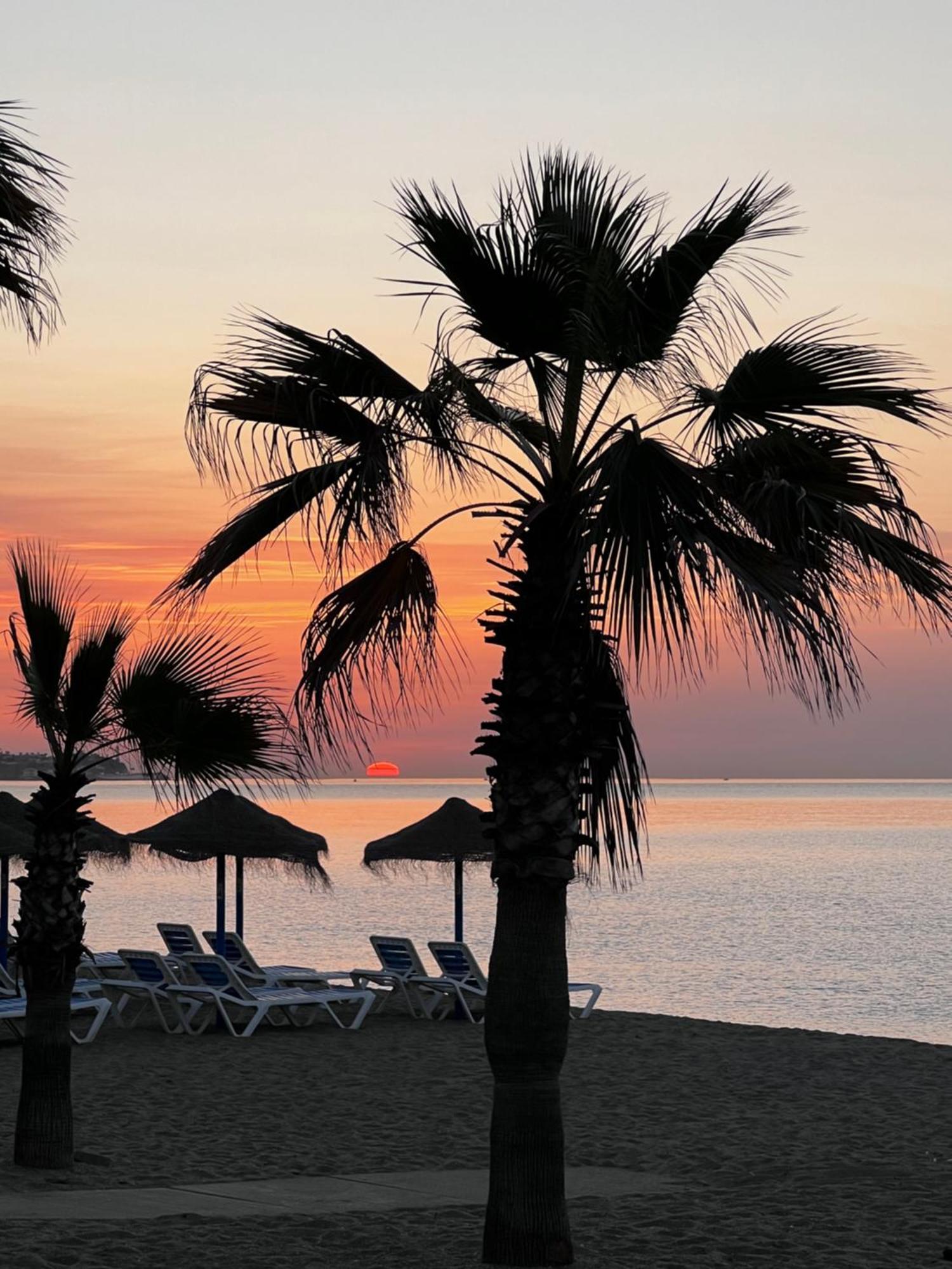 Las Acacias - El Bombo Beach La Cala De Mijas Bagian luar foto